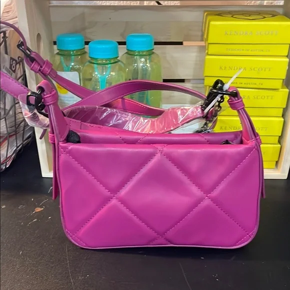 Pink Quilted Women's Bag - Picture 2 of 3